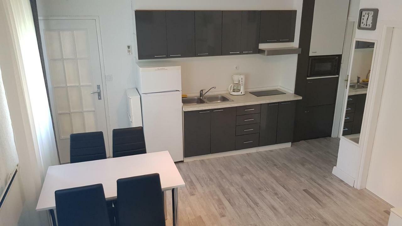 פורץ Apartment Vesna מראה חיצוני תמונה