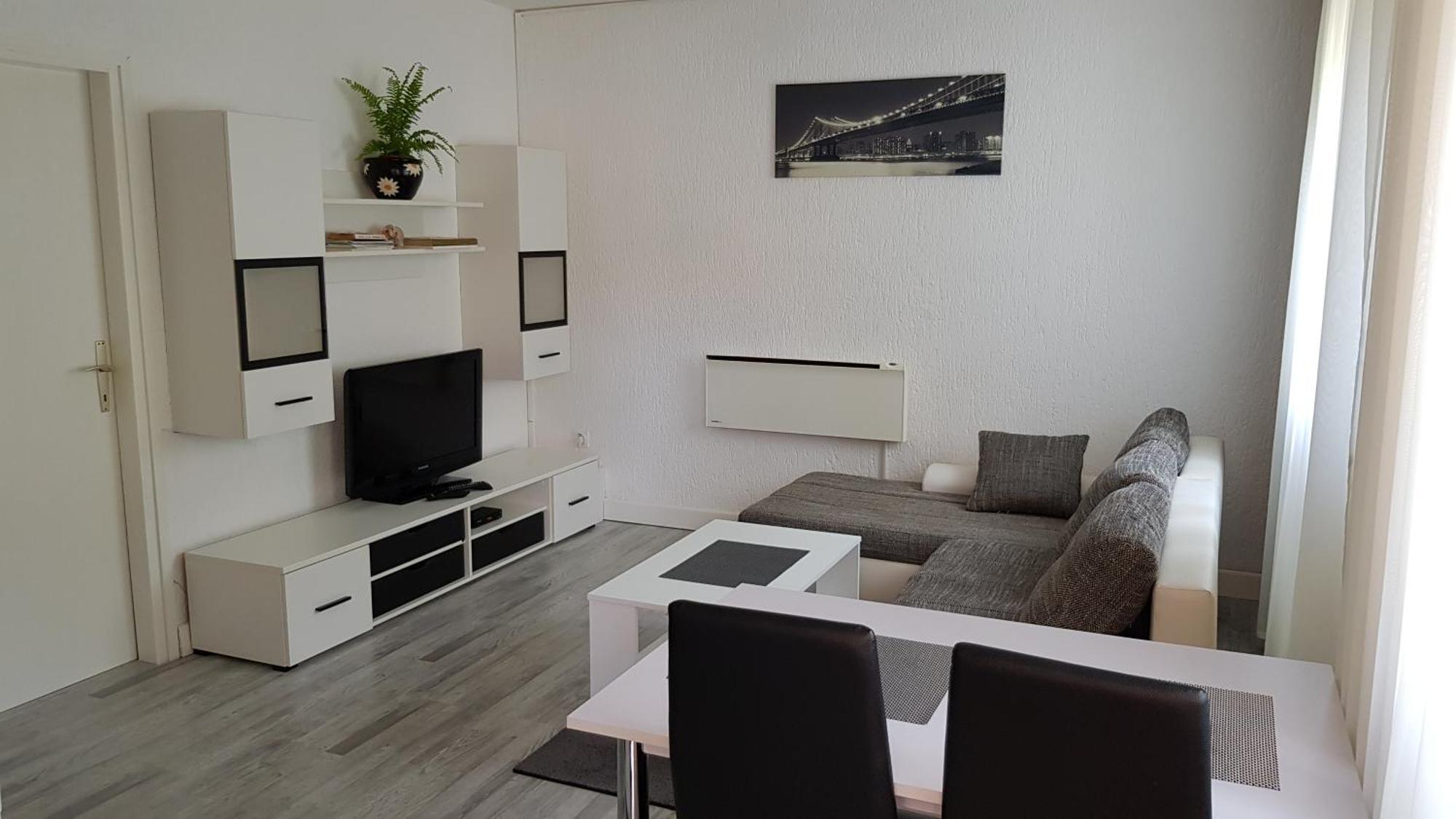 פורץ Apartment Vesna מראה חיצוני תמונה